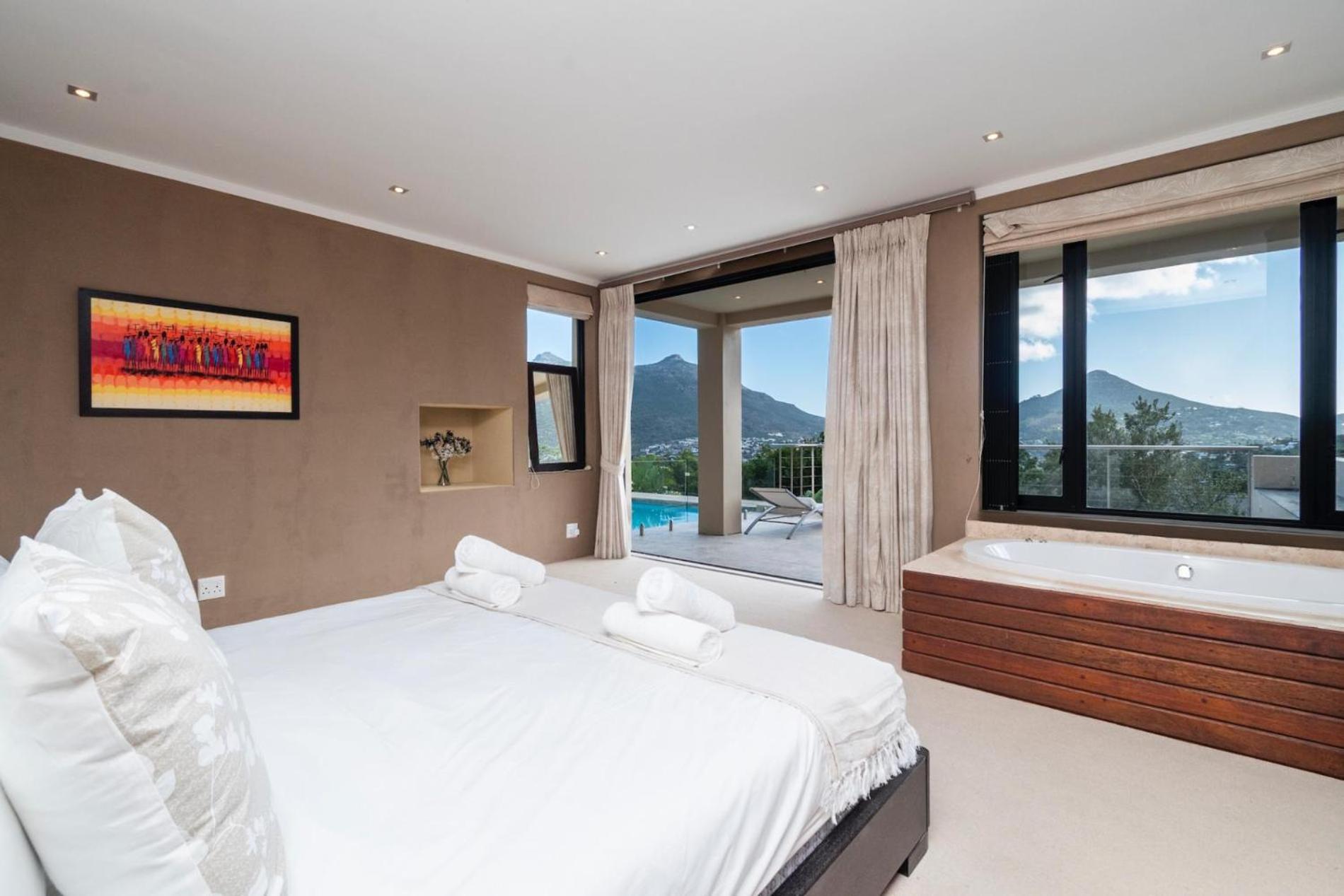 Houtbay Hilltop *