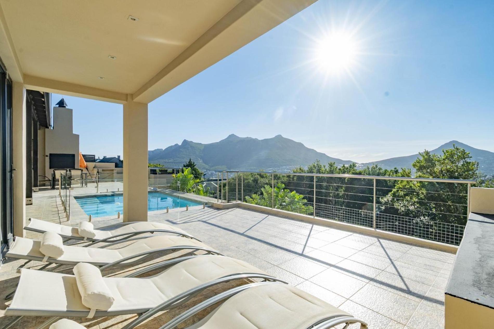 Houtbay Hilltop Villa *